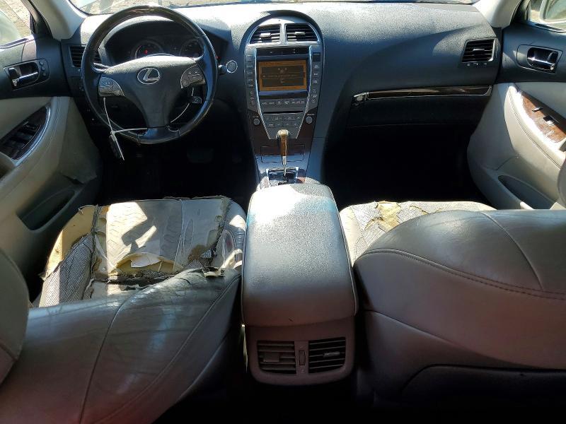 2010 LEXUS ES 350 — Фото 8 из 12