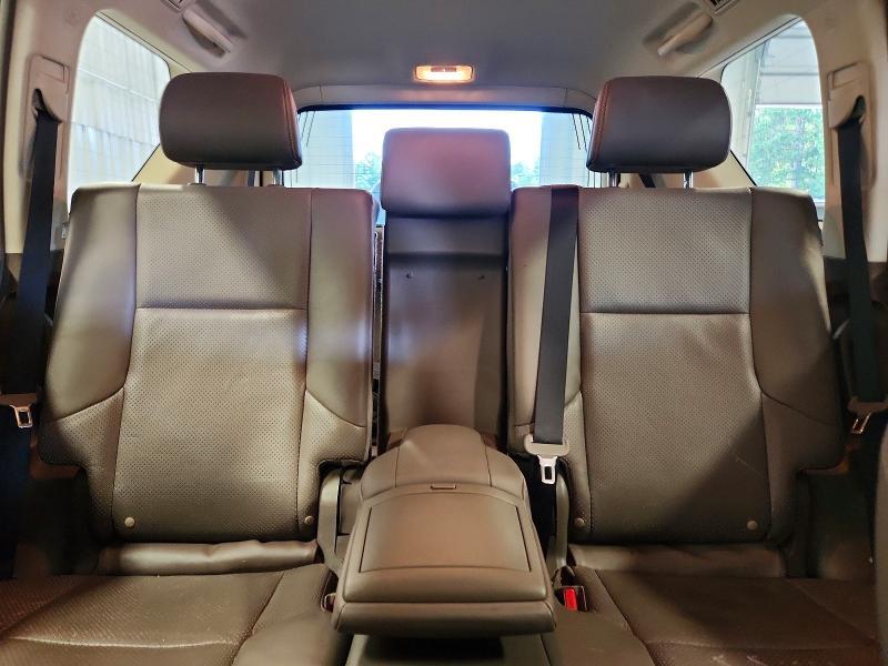 2010 LEXUS GX 460 — Фото 10 из 13