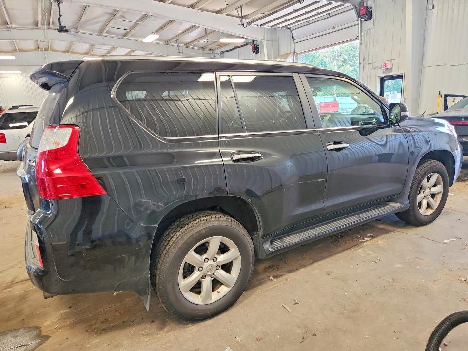 2010 LEXUS GX 460 — Фото 3 из 13