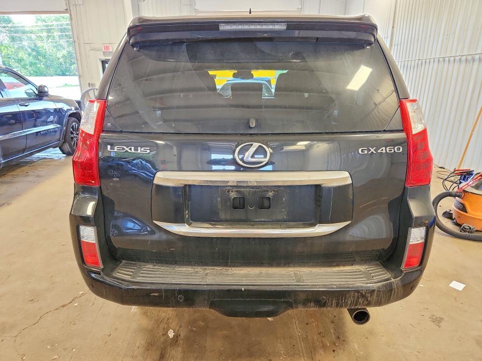 2010 LEXUS GX 460 — Фото 6 из 13