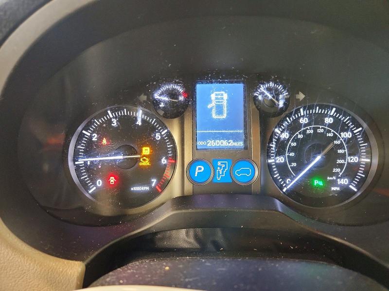 2010 LEXUS GX 460 — Фото 9 из 13
