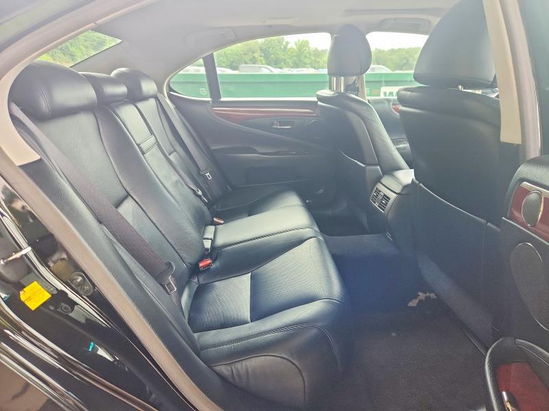 2010 LEXUS LS 460 — Фото 10 из 12