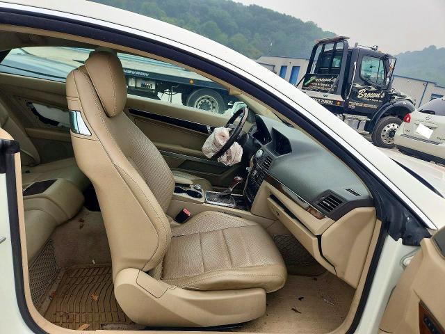 WDDKJ7CB1AF043598 2010 MERCEDES-BENZ E photo no. 10
