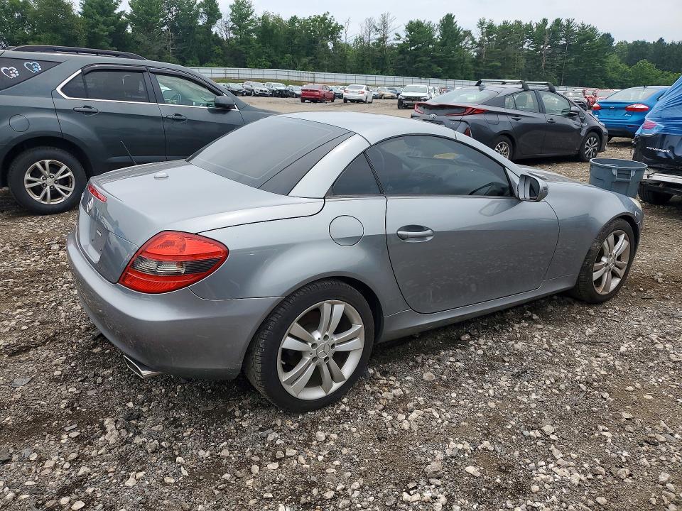 2010 MERCEDES-BENZ SLK 300 — Фото 3 из 12