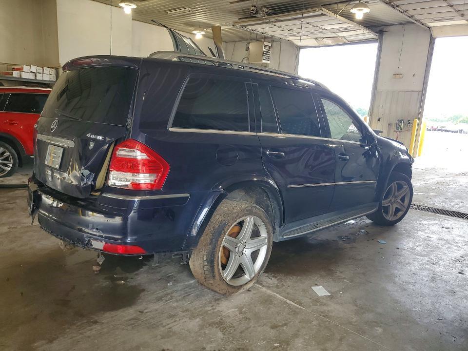2010 MERCEDES-BENZ GL 550 4MATIC — Фото 3 из 14