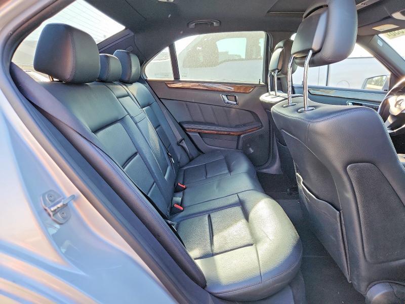 2010 MERCEDES-BENZ E 350 — Фото 10 из 12