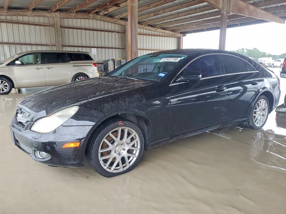 2010 MERCEDES-BENZ CLS550 WDDDJ7CB2AA165389