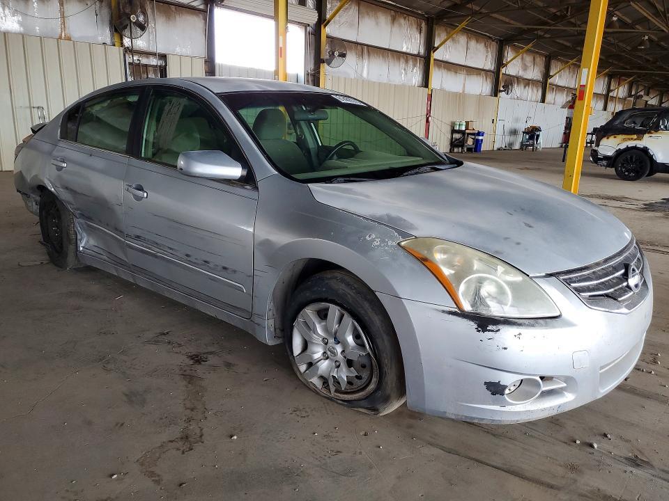2010 NISSAN ALTIMA 2.5 — Фото 4 из 12