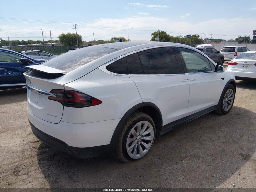 5YJXCAE22LF262324 2020 TESLA MODEL X photo no. 4