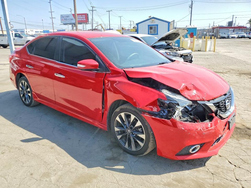 2019 NISSAN SENTRA SR — Фото 4 из 12