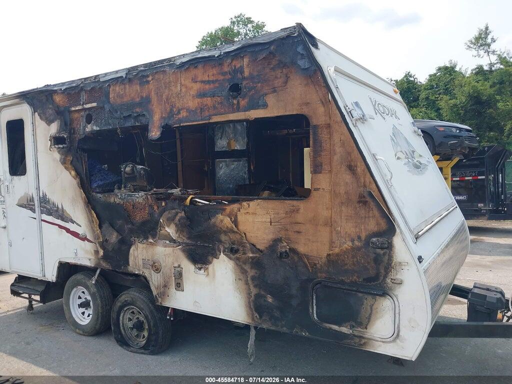 47CTS5J2X9K124765 2009 KODIAK EXPANDABLE photo no. 11