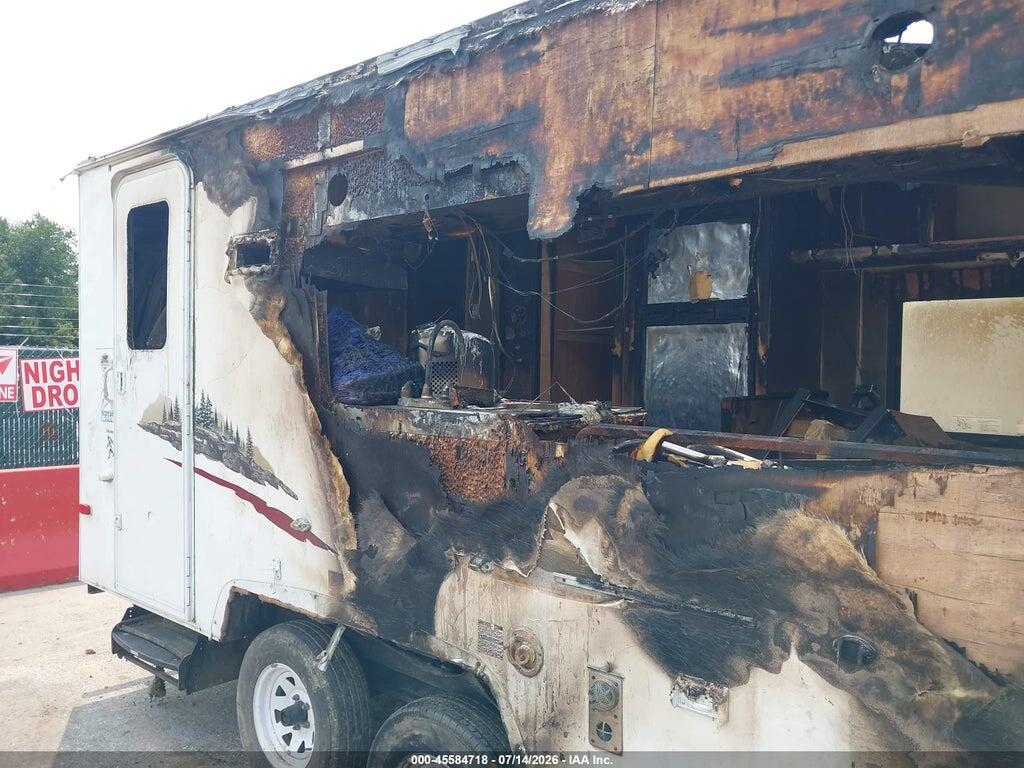 47CTS5J2X9K124765 2009 KODIAK EXPANDABLE photo no. 6