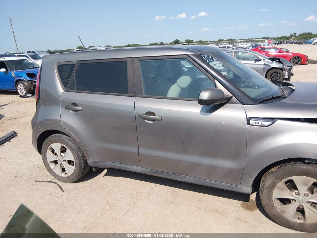 KNDJN2A29G7319626 2016 KIA SOUL photo no. 11