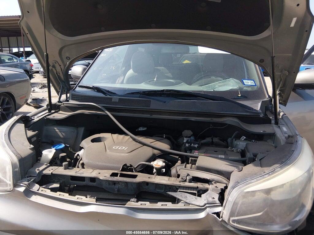 KNDJN2A29G7319626 2016 KIA SOUL photo no. 9