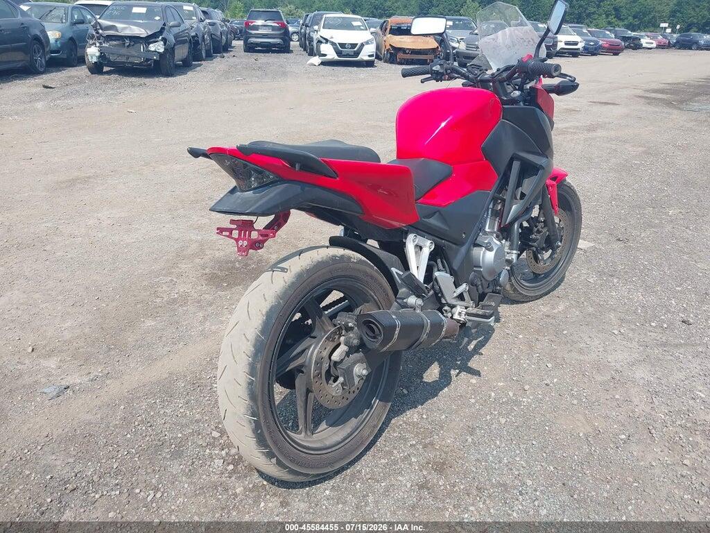MLHNC5216F5102217 2015 HONDA CB300 photo no. 4