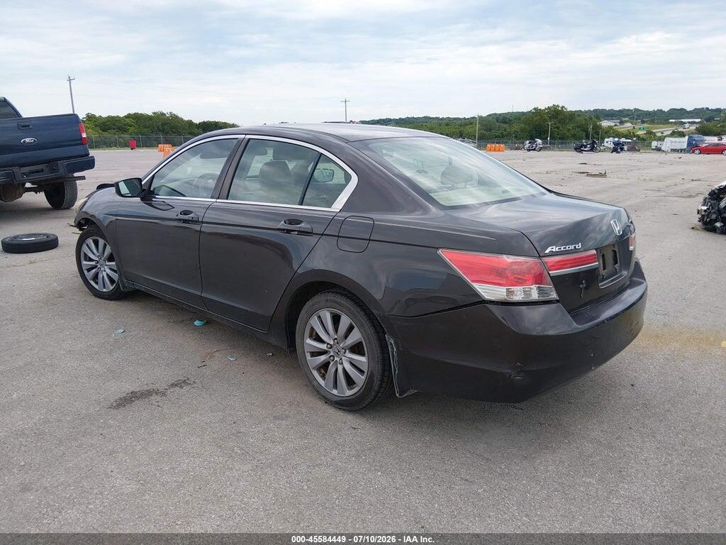1HGCP2F76BA042132 2011 HONDA ACCORD photo no. 3