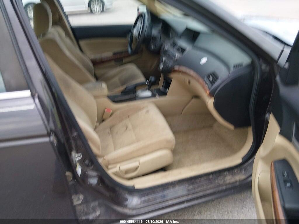 1HGCP2F76BA042132 2011 HONDA ACCORD photo no. 5
