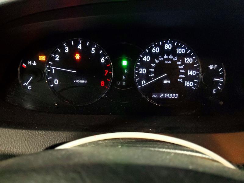 2010 TOYOTA AVALON LIMITED — Фото 9 из 12