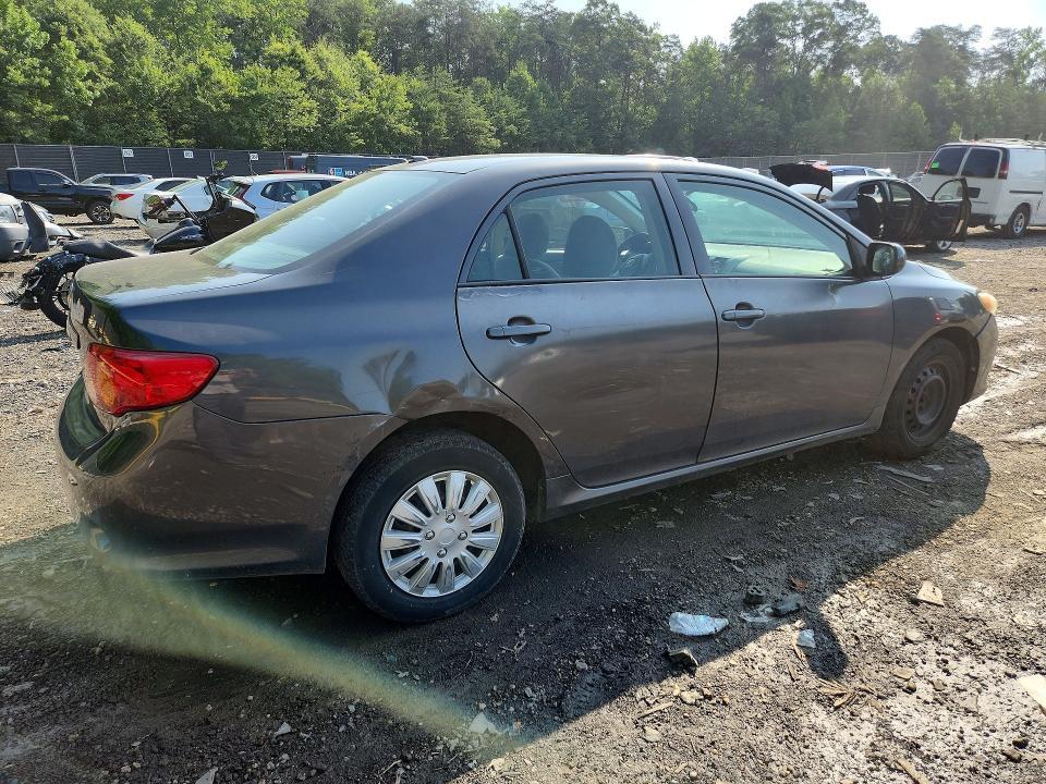 2010 TOYOTA COROLLA LE — Фото 3 из 12