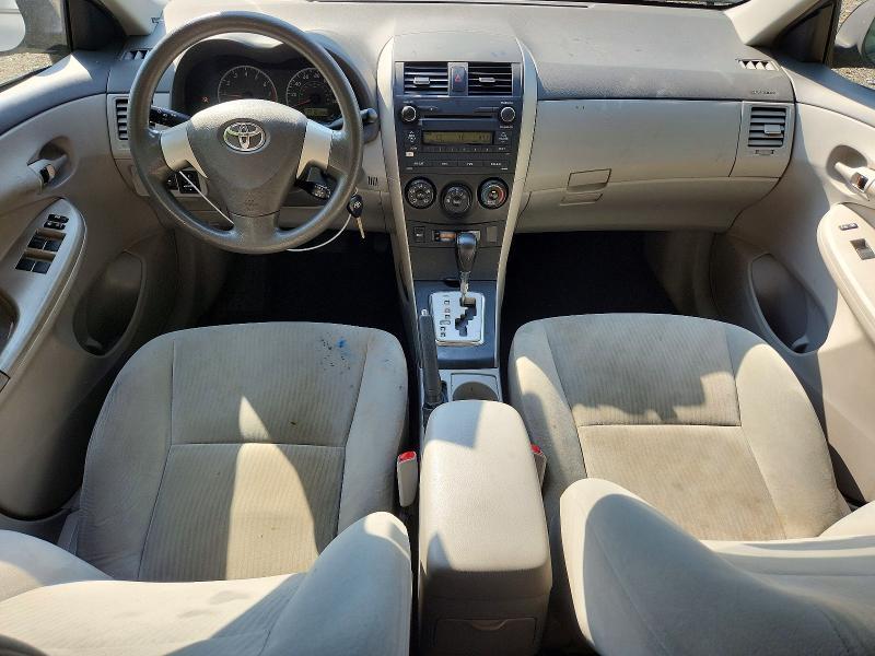 2010 TOYOTA COROLLA LE — Фото 8 из 12