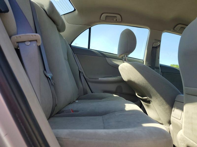 2T1BU4EE8AC295462 2010 TOYOTA COROLLA photo no. 10