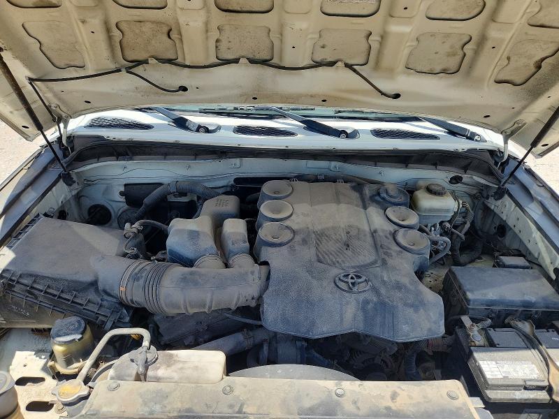 JTEZU4BF3AK010754 2010 TOYOTA FJ CRUISER photo no. 11
