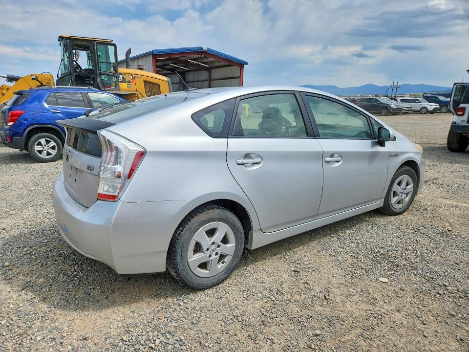 2010 TOYOTA PRIUS II — Фото 3 из 12