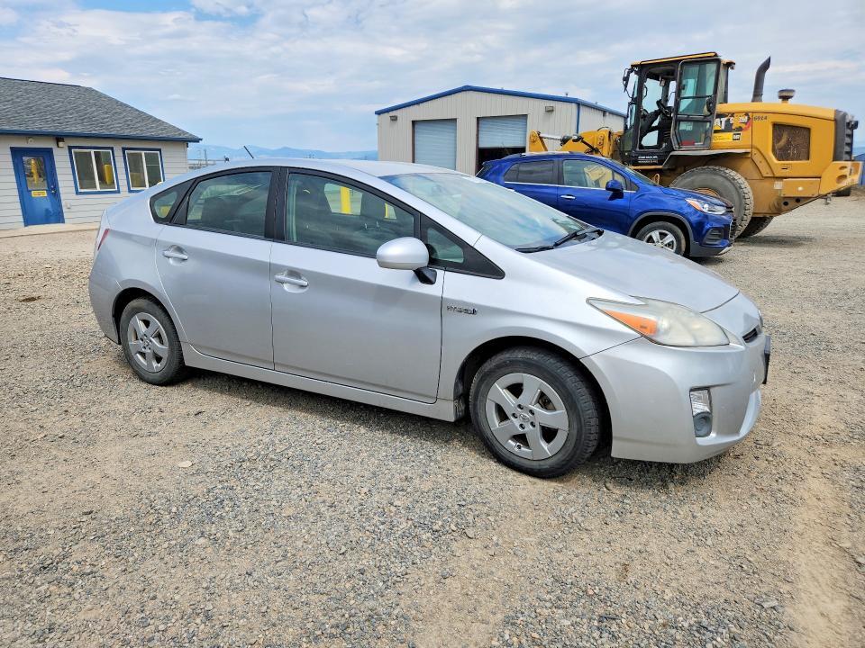 2010 TOYOTA PRIUS II — Фото 4 из 12