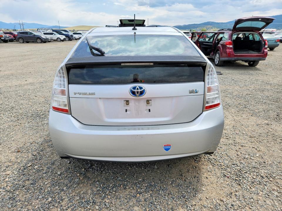 2010 TOYOTA PRIUS II — Фото 6 из 12