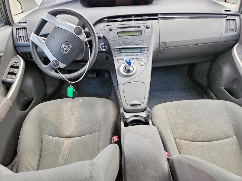 2010 TOYOTA PRIUS II — Фото 8 из 12