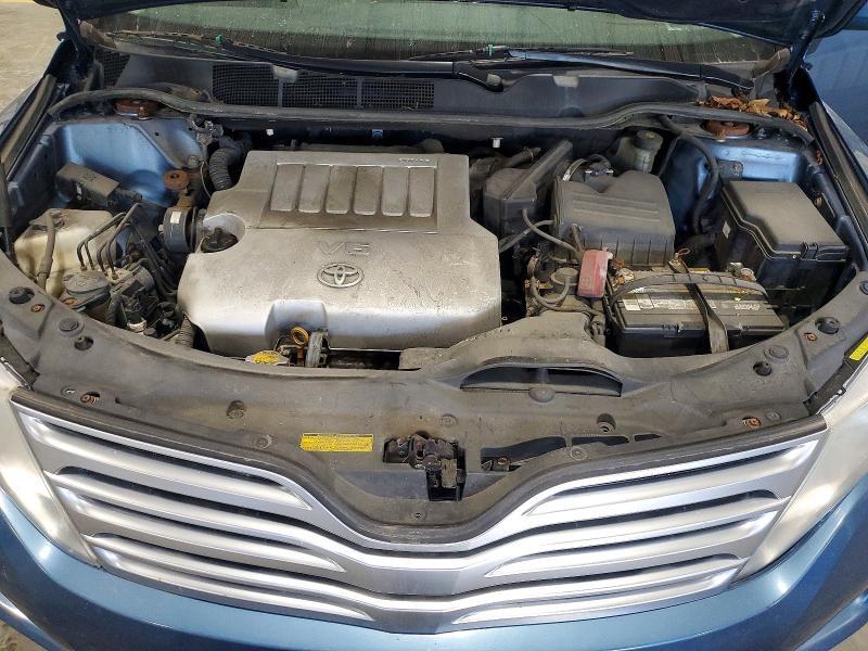 2010 TOYOTA VENZA AWD V6 — Фото 12 из 13