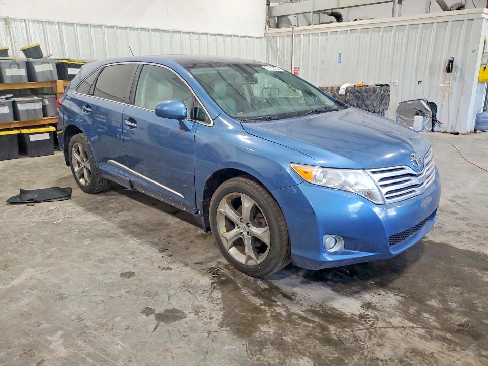 2010 TOYOTA VENZA AWD V6 — Фото 4 из 13