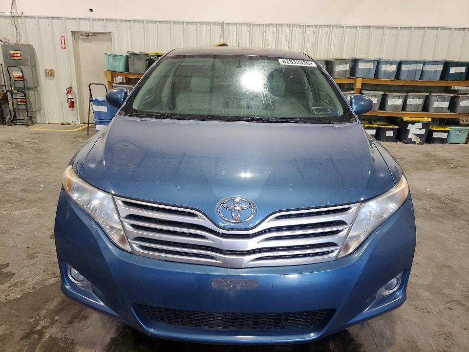 2010 TOYOTA VENZA AWD V6 — Фото 5 из 13