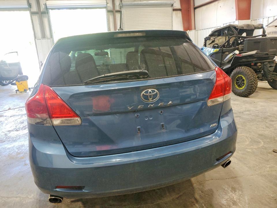 2010 TOYOTA VENZA AWD V6 — Фото 6 из 13