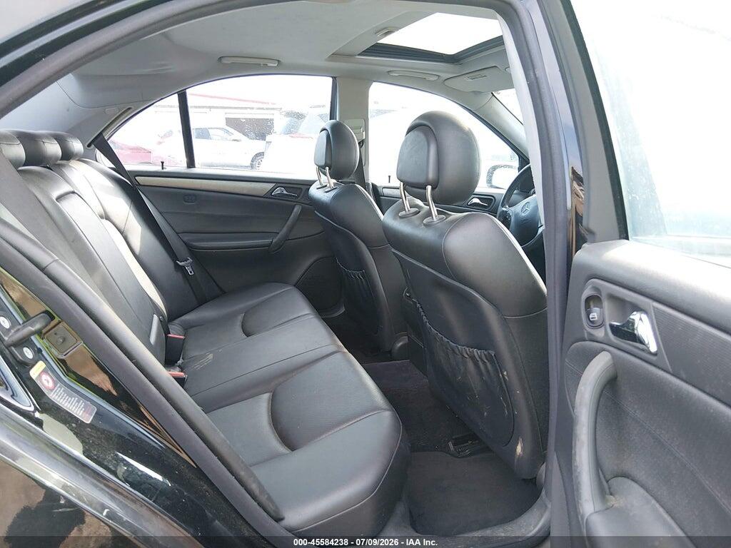 WDBRF40J44F447888 2004 MERCEDES-BENZ C 230 photo no. 8