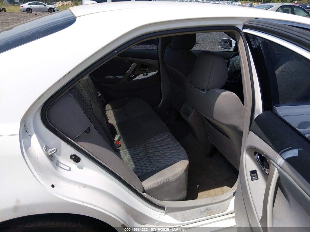 4T1BF3EK3BU615040 2011 TOYOTA CAMRY photo no. 8