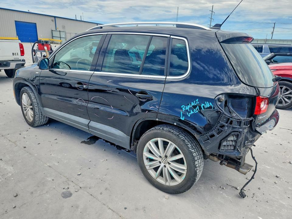 2010 VOLKSWAGEN TIGUAN S — Фото 2 из 13