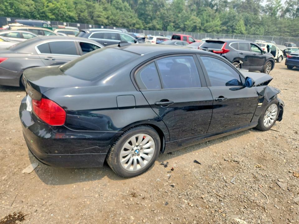 WBAPK735X9A453393 2009 BMW 328 photo no. 3