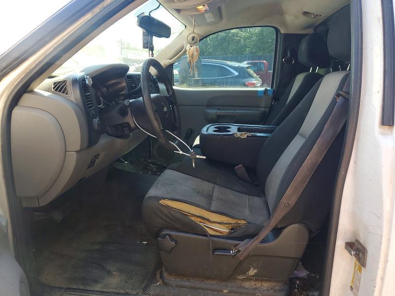 2009 CHEVROLET SILVERADO C2500 HEAVY DUTY — Фото 7 из 12
