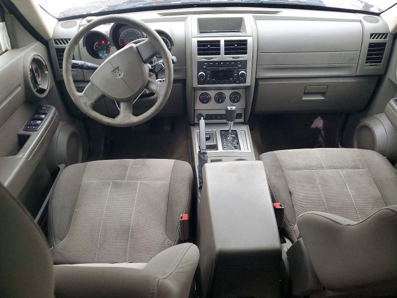 2009 DODGE NITRO SE — Фото 8 из 13