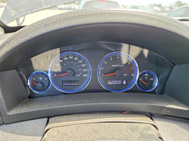 2009 JEEP GRAND CHEROKEE SRT-8 — Фото 9 из 14