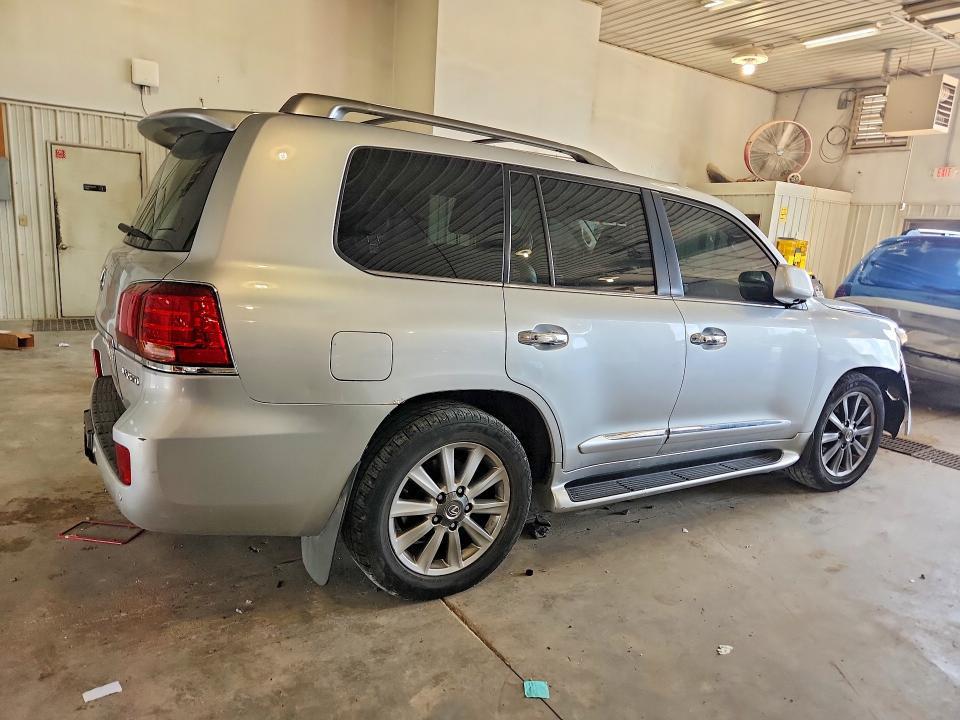 2009 LEXUS LX 570 — Фото 3 из 13