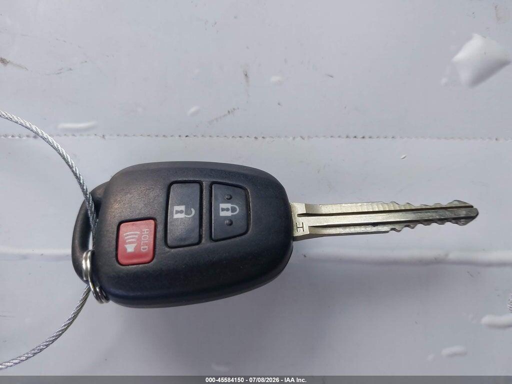 2T3ZFREV3JW515991 2018 TOYOTA RAV4 photo no. 11