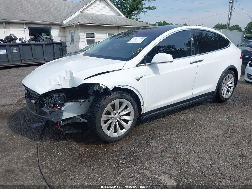 5YJXCDE23GF026224 2016 TESLA MODEL X photo no. 2