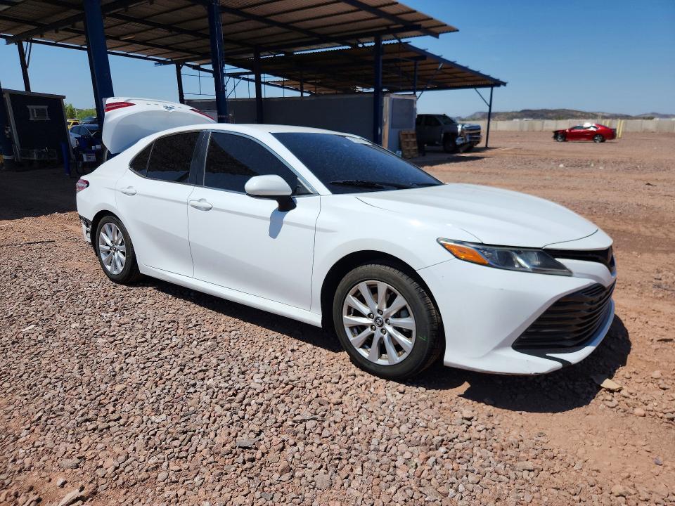 4T1B11HK2KU825160 2019 TOYOTA CAMRY photo no. 4