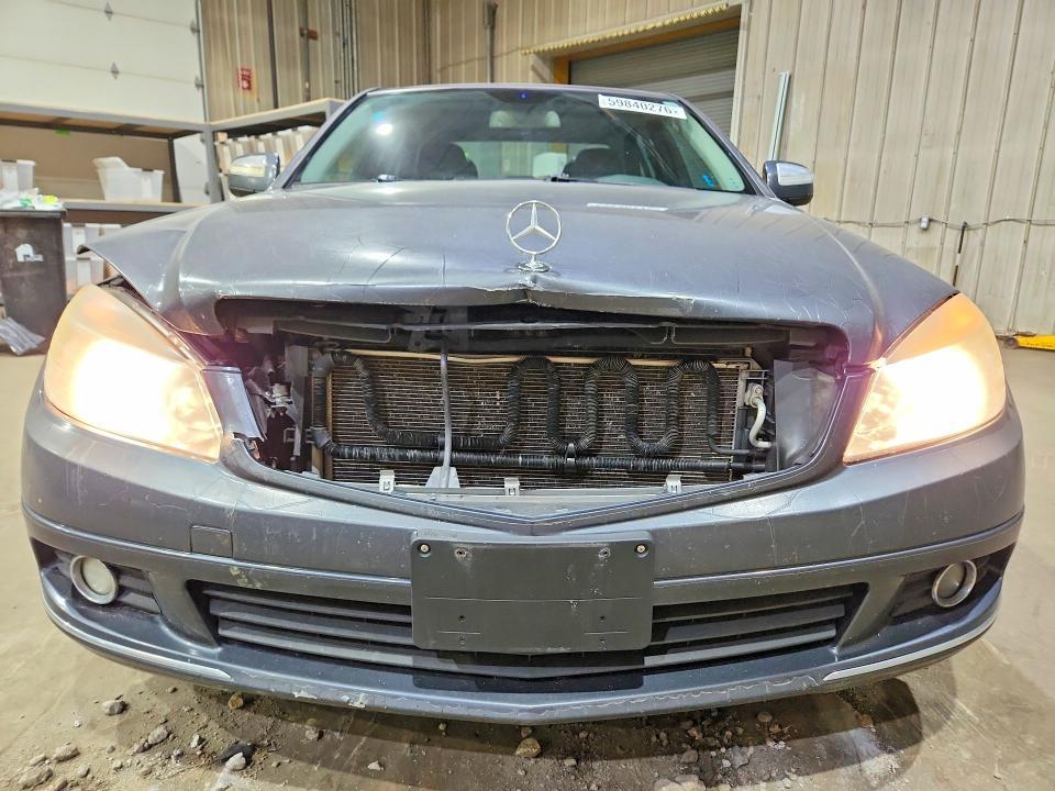 2009 MERCEDES-BENZ C 300 4MATIC — Фото 5 из 12