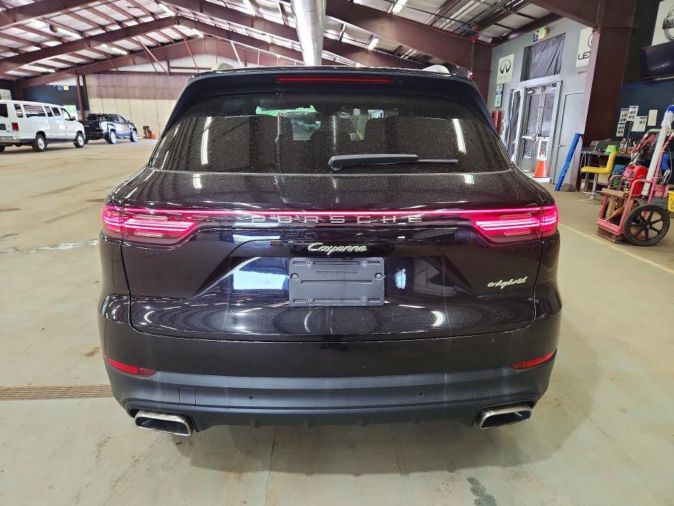 2019 PORSCHE CAYENNE SE HYBRID — Фото 6 из 13
