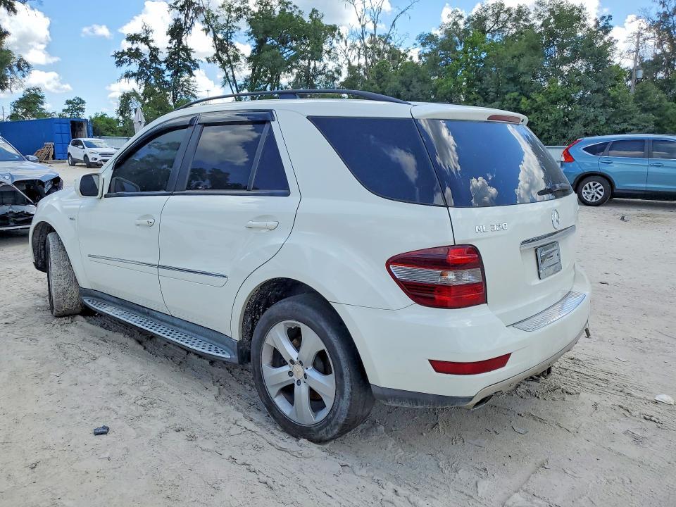 2009 MERCEDES-BENZ ML — Фото 2 из 13