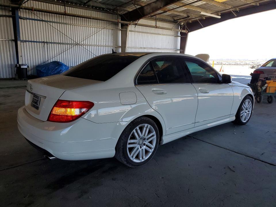 2009 MERCEDES-BENZ C 300 — Фото 3 из 12