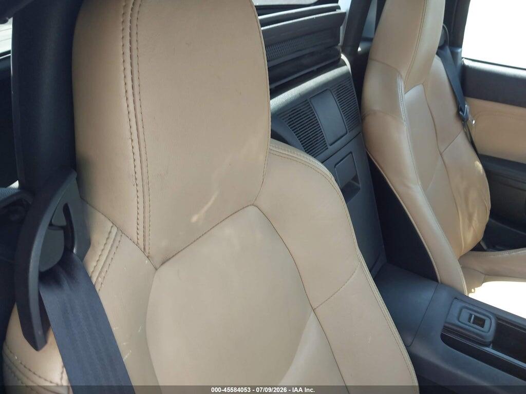 JM1NC2PF6B0213749 2011 MAZDA MX-5 MIATA photo no. 8